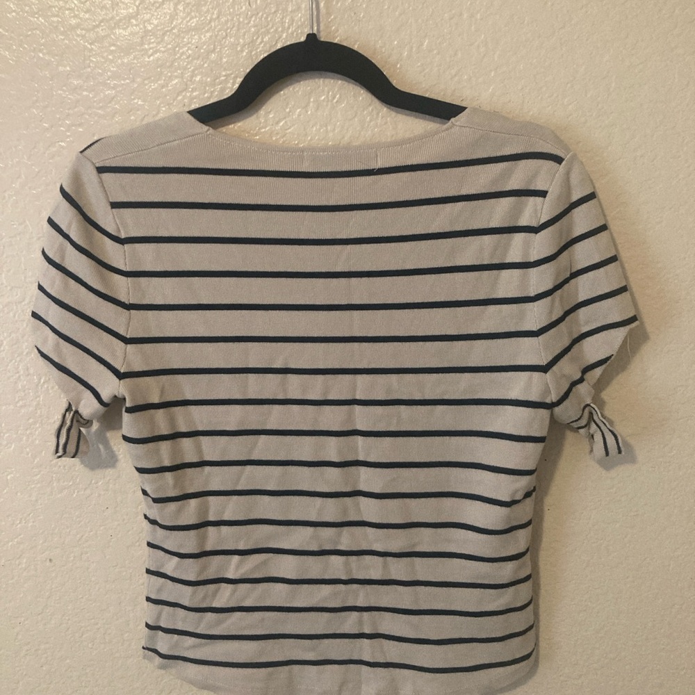 Stylish Navy and Cream Striped Crop Top - Picture 2 of 3